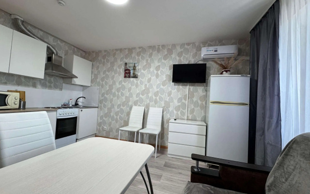 Na Internatsionalnoy 15 Flat