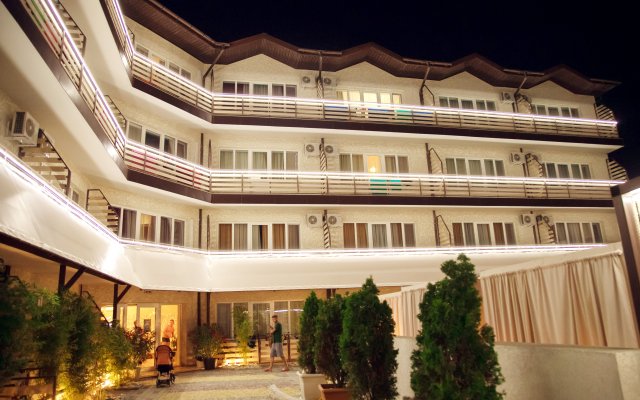 Meduza Club Hotel