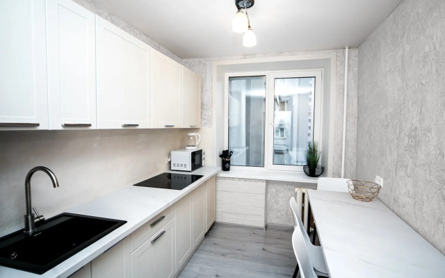 4 Komnatnye Nemiga 8 Tsentr! Apartments