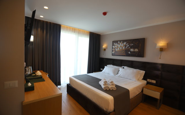 Отель VM Resort & Spa