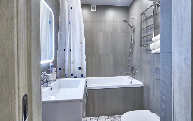 Квартира у ДВВС бассейна