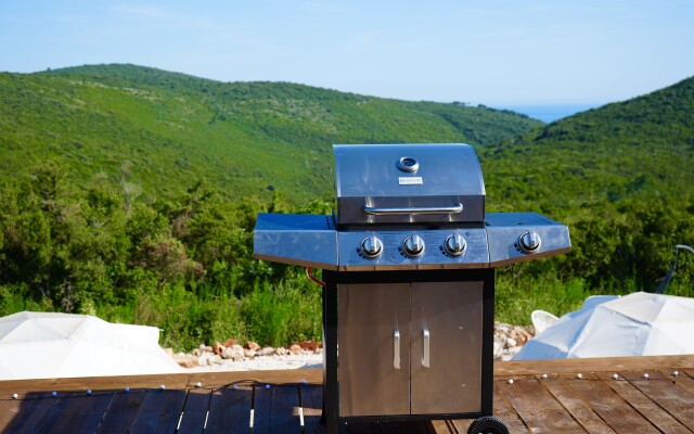 Rose (luštica Bay) Glamping