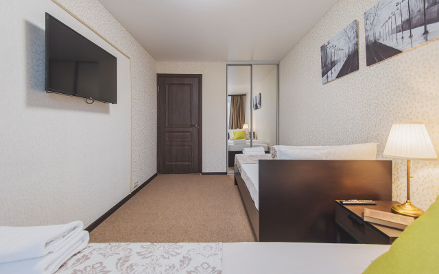 GM ryadom s Ekspocentrom i Belym domom Apartments