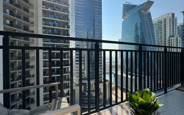 Апартаменты Sunrise Dubai at Zada Tower