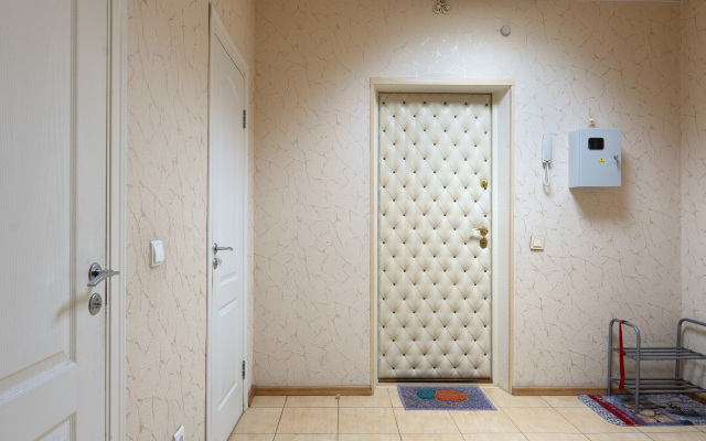 Na Kolomyazhskom Prospekte 15 Apartments