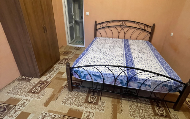 Topchyan 15 Guest house