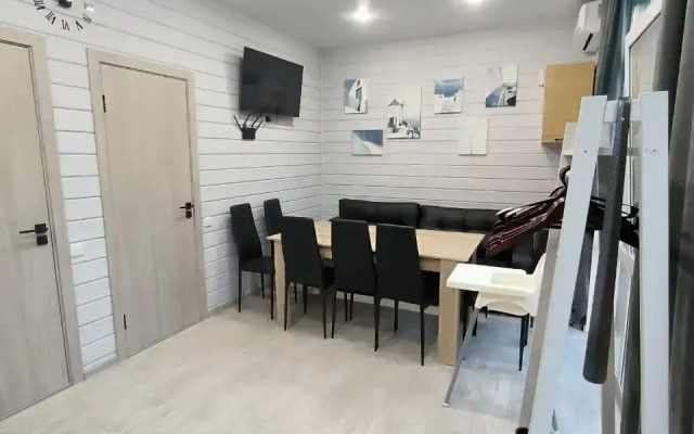 Частный дом Барнхаус с баней с видом на лес