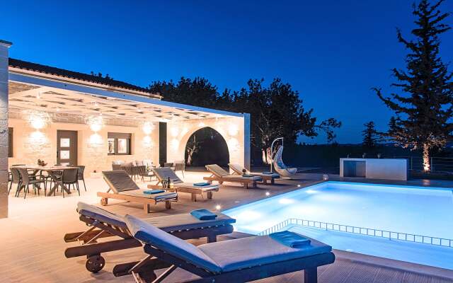 Вилла Orientem Villa Heated Pool