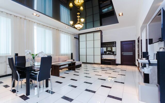 Apartments Deluxe on Karla Marksa Street - Minsk
