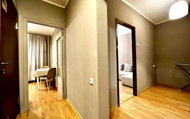 Квартира ШИКАРНАЯ КВАРТИРА С ПРОСТОРНОЙ ЛОДЖИЕЙ