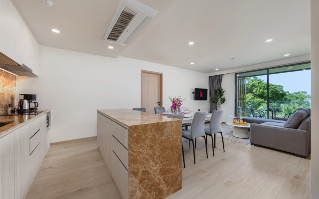 Апарт-отель Apartments Ozone condo by TropicLook