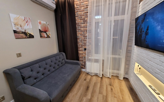 Spa Loft s Saunoy i Dzhakuzi v ZHK Metropolis Flat