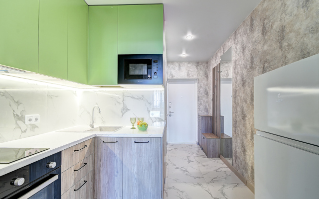 Uyutnye Morskaya Simfonya-2 s vannoj, vidom na more, bassejnom na territorii Apartament