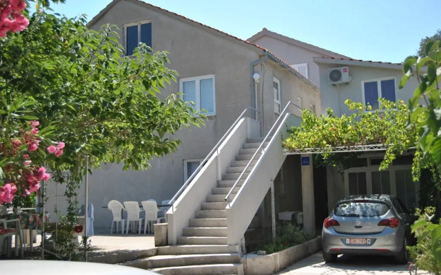 Lastavica Apartments