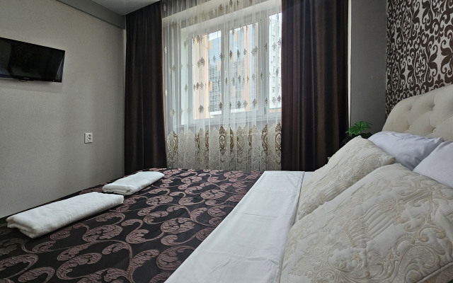 Na Yaroslavskoy 72(2) Apartments