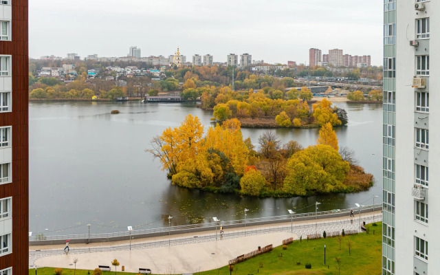 S Panoramnymi Oknami Na Naberezhnoy Reki Apartments
