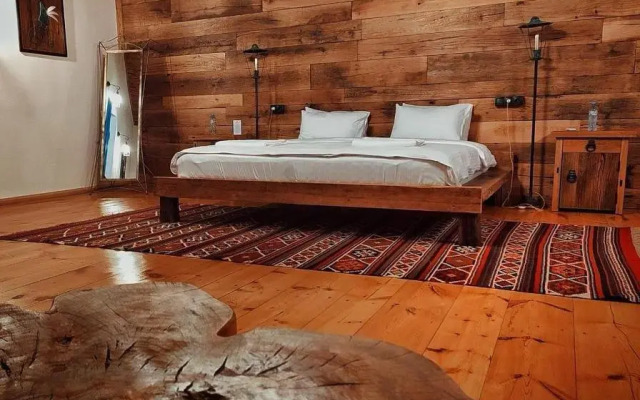 Отель Sazano Wine Cellar