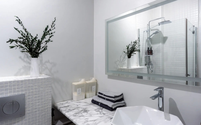 Квартира Две подушки на ш. Революции, 3к2