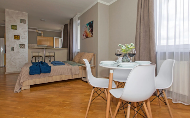 S Shikarnym Vidom na Rybnuyu Derevnyu Flat