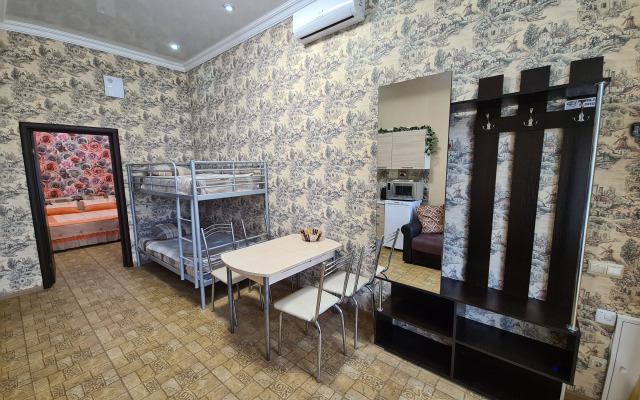S Otdelnym Vkhodom Flat