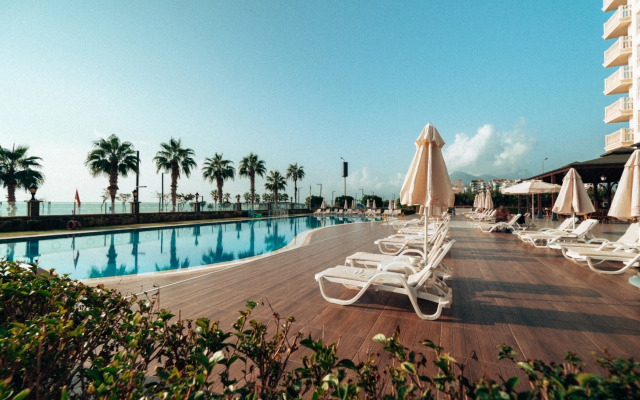 Crowne Plaza Hotel Antalya, an IHG Hotel