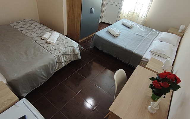 Guest house Amra