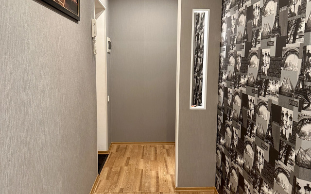 Odnokomnatnaya Ryadom S Akvaparkom Flat