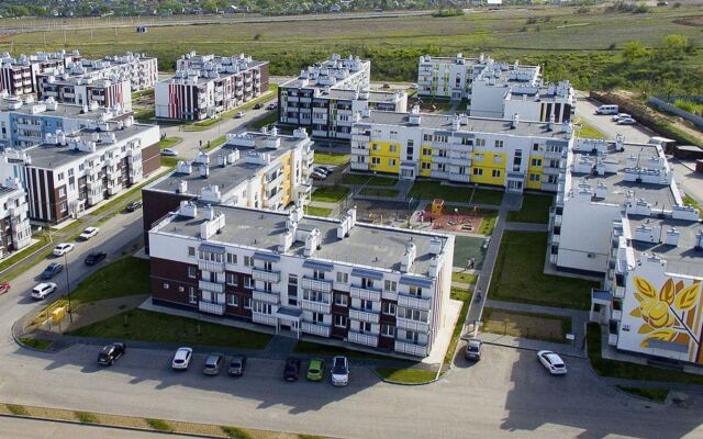V Mikrorayone Rodnikovaya Dolina Flat