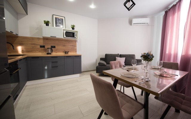 Апартаменты Smile Apartments Дизайнерские в ЖК Сказка