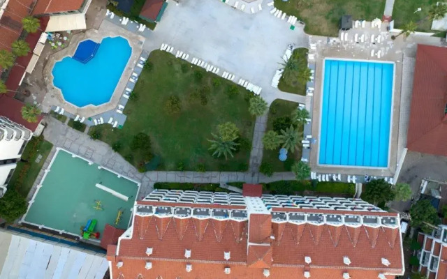 Pineta Club Hotel - All Inclusive