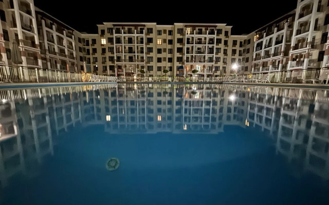 Yevrodvushka S Bacsejnom V Zhk Kiparis 38 Flat
