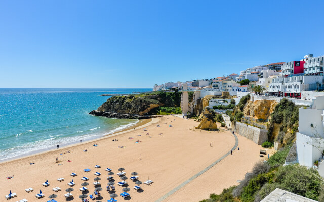 New Ocean View Apartment with Terrace