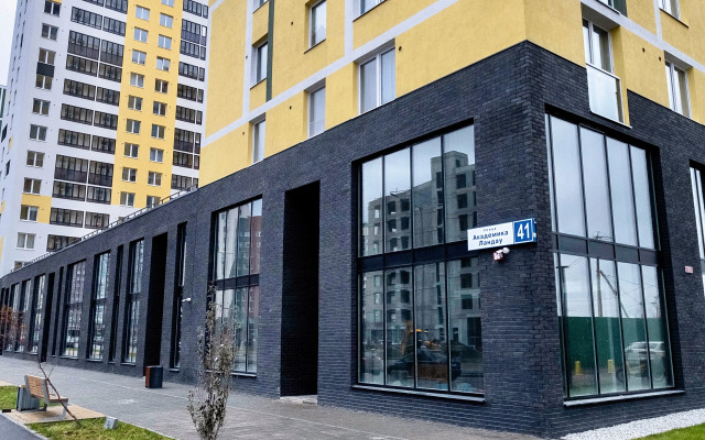 Квартира с Французскими Балконами