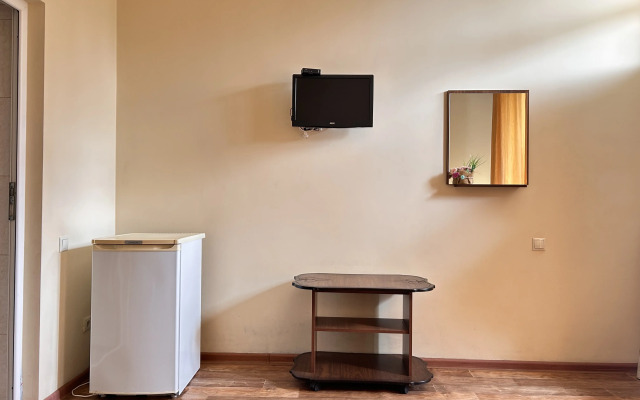 Otdyih V Loo Guest House