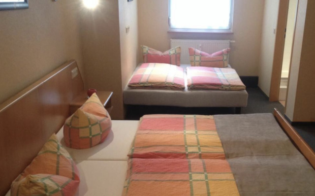 Отель Garni Viktoria