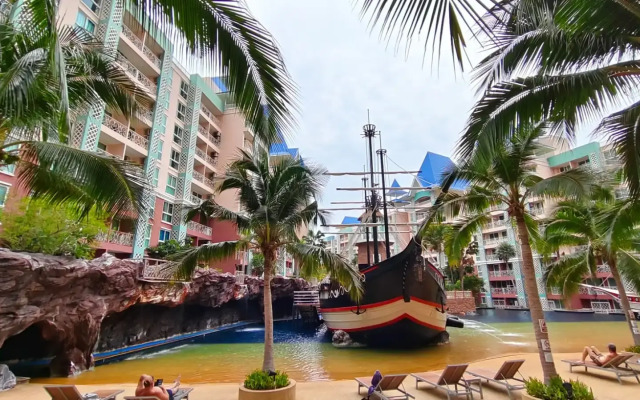 S Vidom Na Gorod Caribbean 15 Apartments