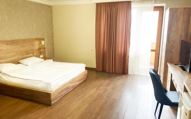 Primer hotel