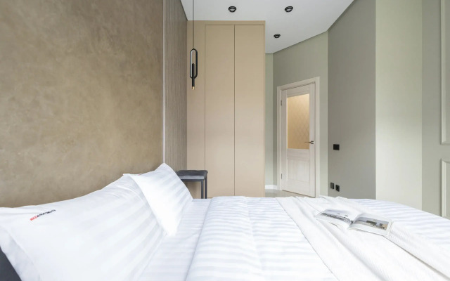 Red Apartments Art Layt Siti Melori Apartments