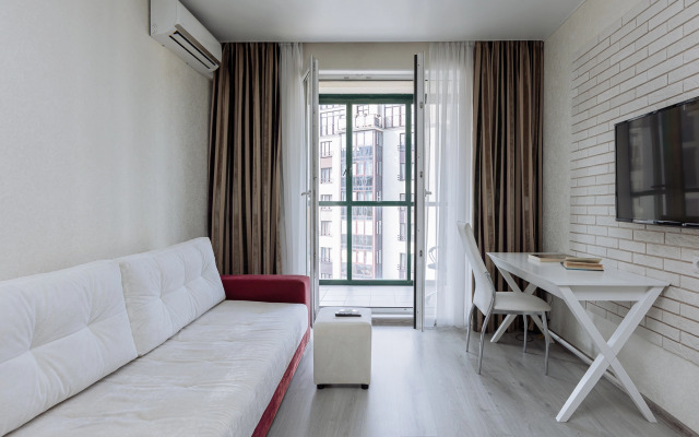 Artilleriyskaya 79 Flat