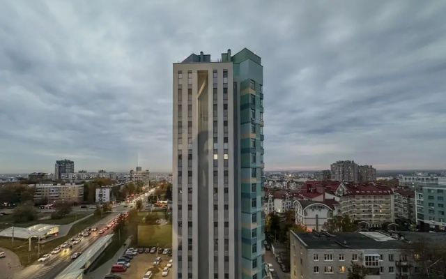 Kvartira s dizajnerskim remontom v istoriceskom centre goroda