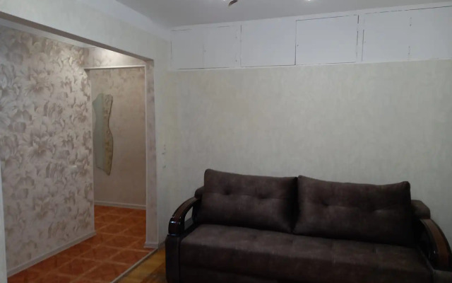 V Samom Tsentre Yalty Flat