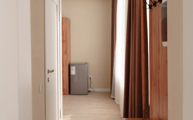 Отель Ton Azure Hotel