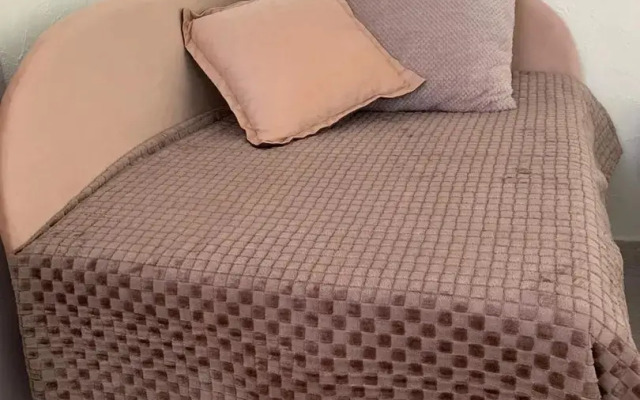 Студия на улице Западная