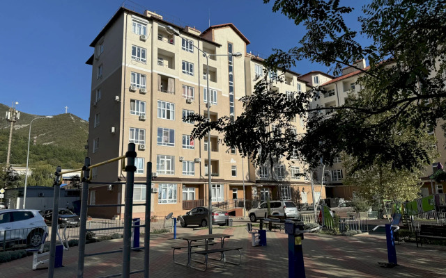 243 Rvartira V Novom Zhk Real Flat