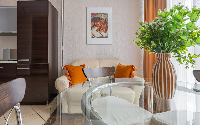 Апартаменты в центре на улице Студеная 68а Сова-Дом