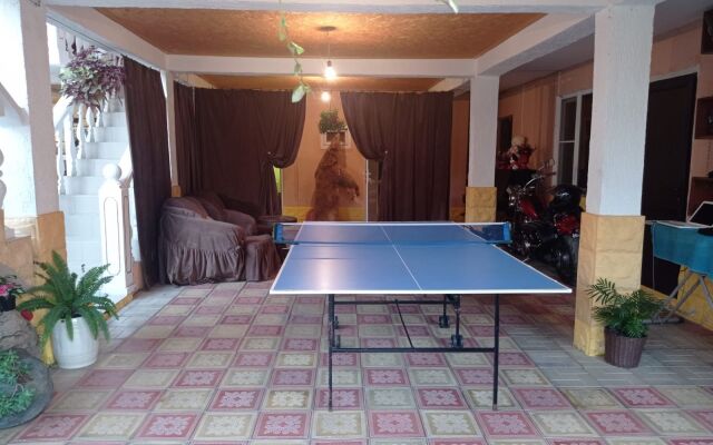 "San-Mariya" Guest House