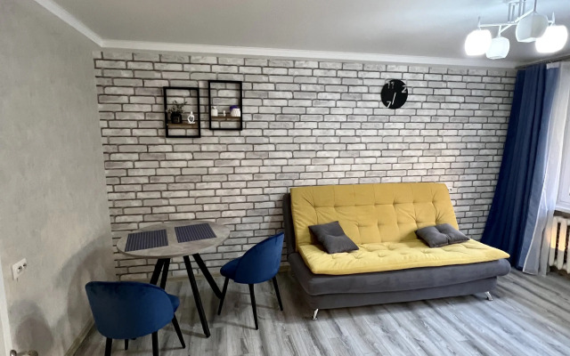 Uyutnaya Dvukhkomnatnaya Flat