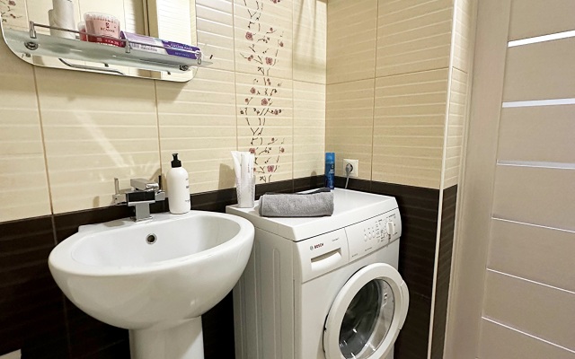 Квартира Двухкомнатная квартира на Радужном