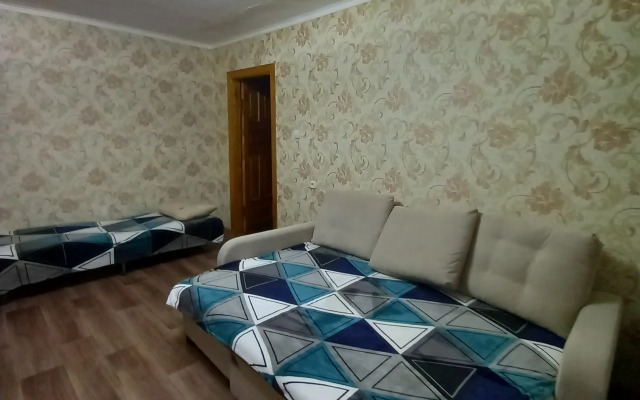 Dvukhkomnatnaya Dlya Komandirovannykh Flat
