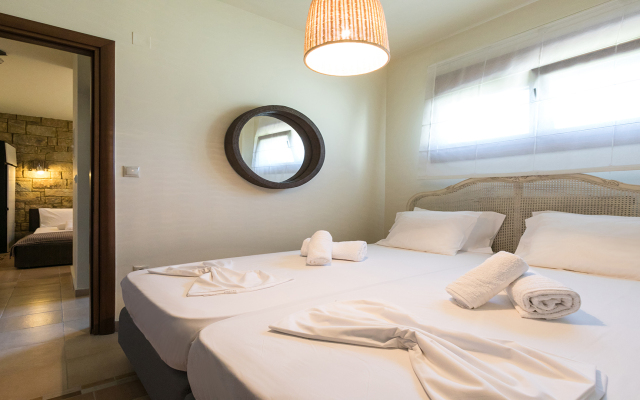 Inuit II Luxury Pool Villa Sani
